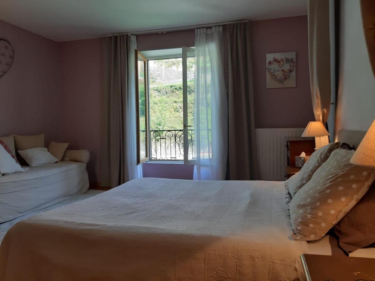 Au Fil De Lods Bed & Breakfast Exterior photo