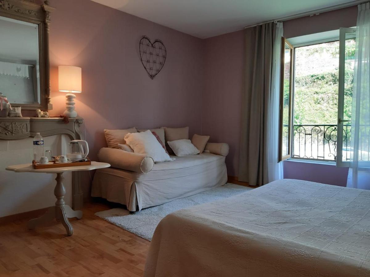 Au Fil De Lods Bed & Breakfast Exterior photo