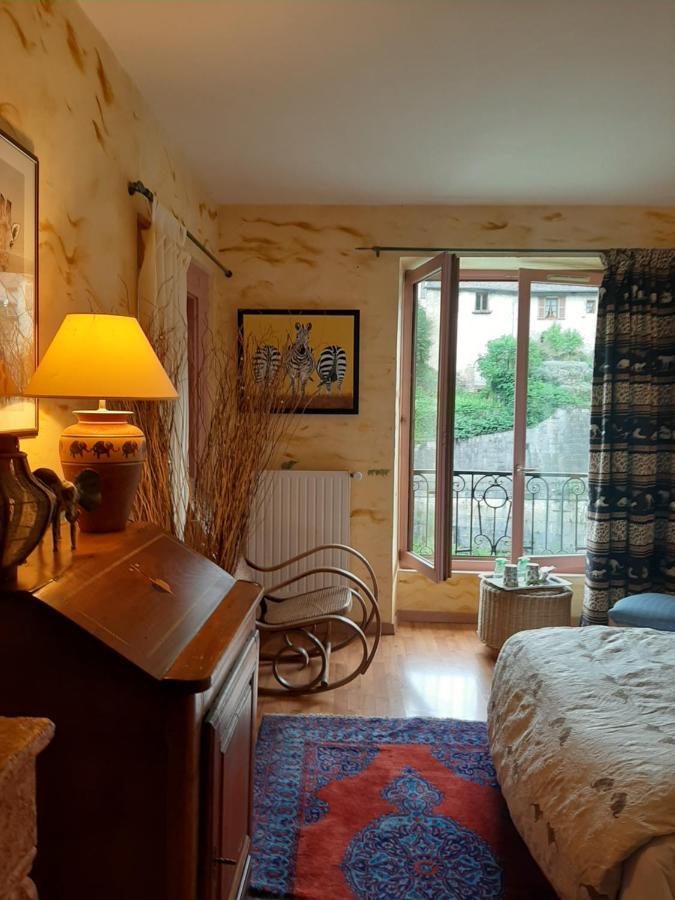 Au Fil De Lods Bed & Breakfast Exterior photo