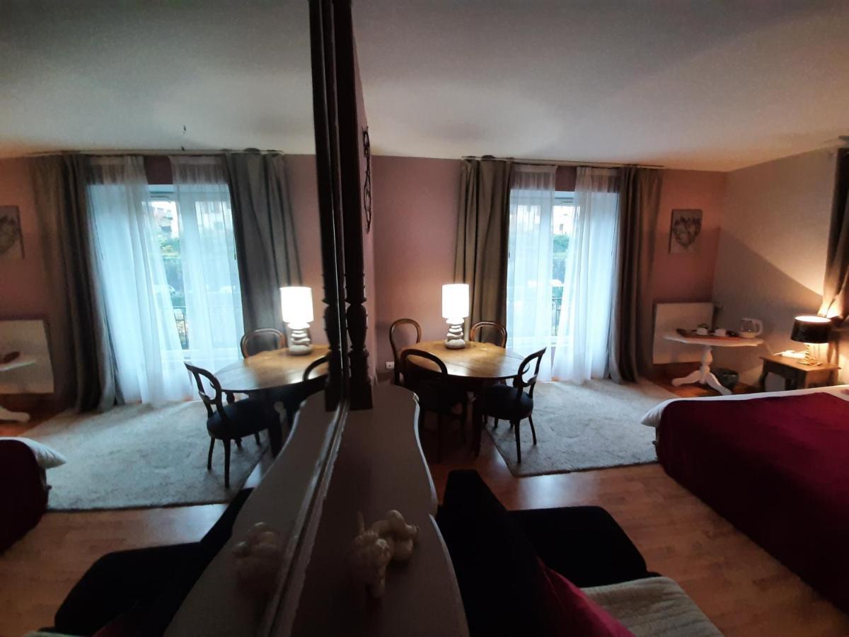 Au Fil De Lods Bed & Breakfast Exterior photo