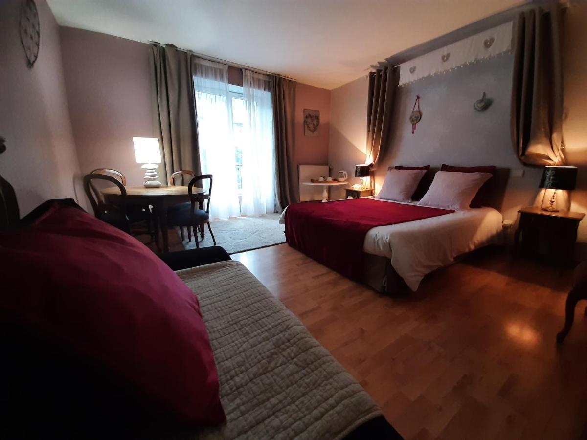 Au Fil De Lods Bed & Breakfast Exterior photo